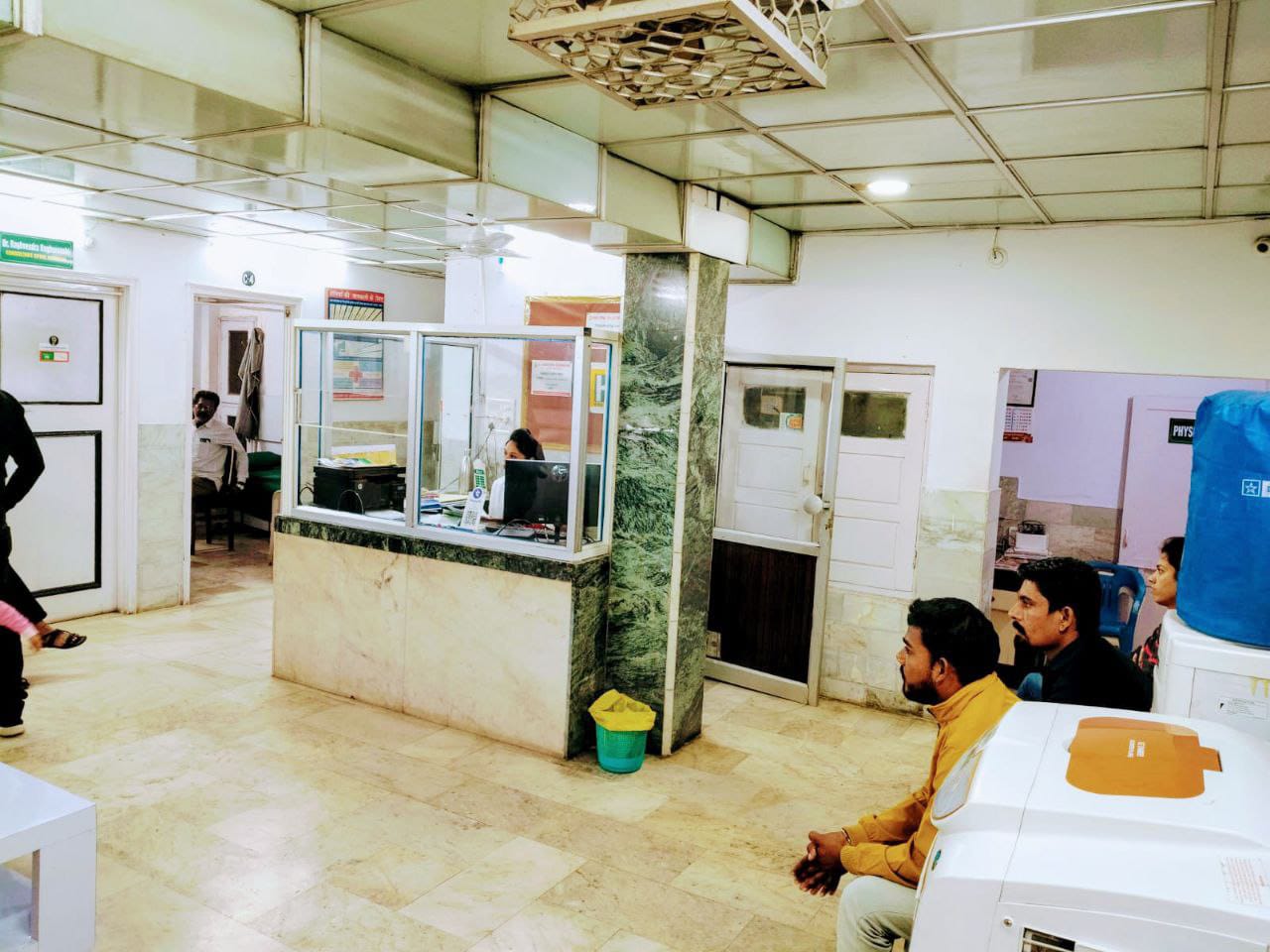 Clinic Reception & Consultation Lounge